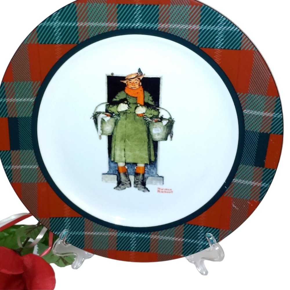 Christmas Dinner Plates, Norman Rockwell Plates, Home Kitchen Decor